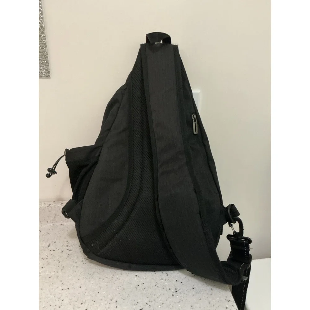 Tudequ black sling